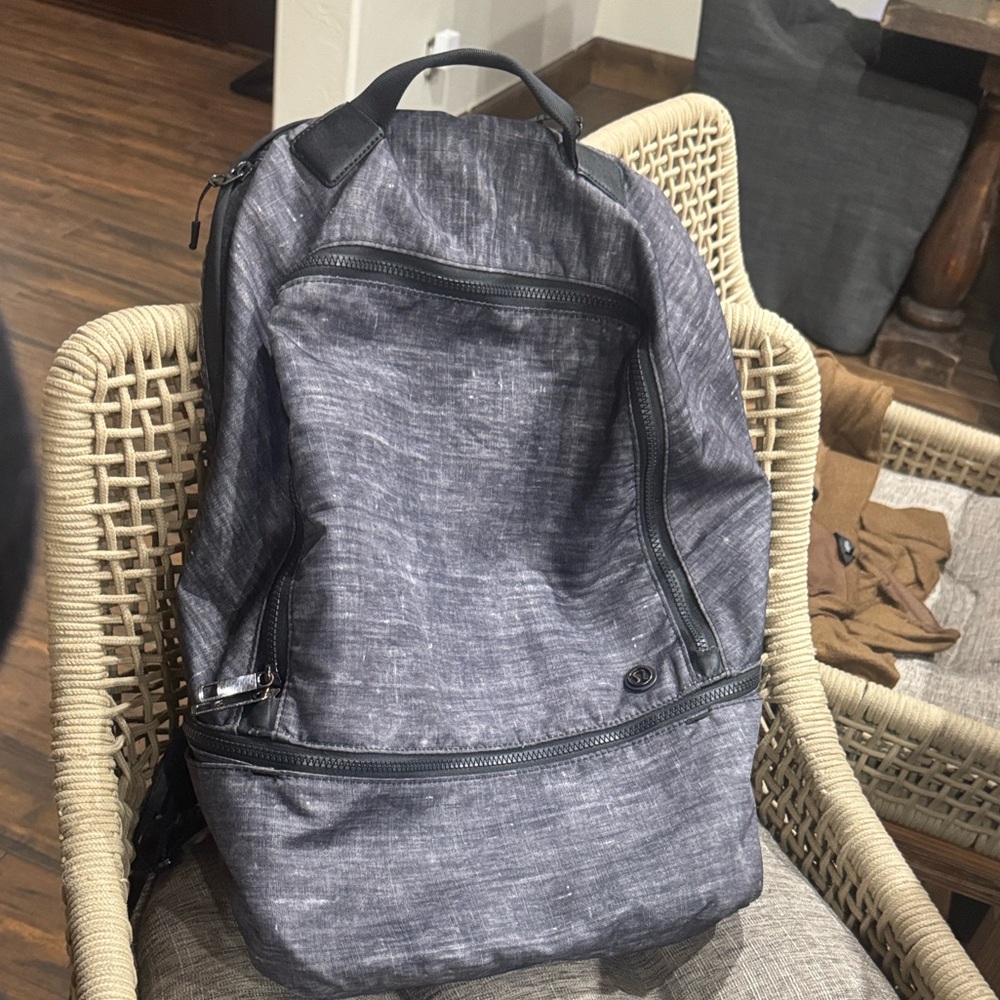 Lululemon Athletica Gray Men's Backpack